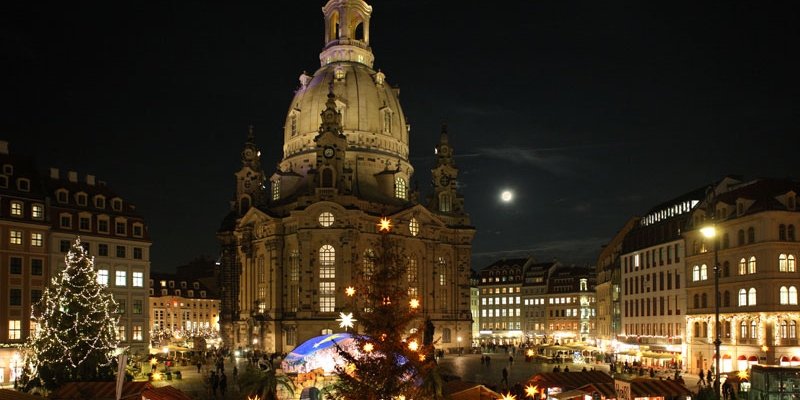 Advent auf dem Neumarkt in Dresden
